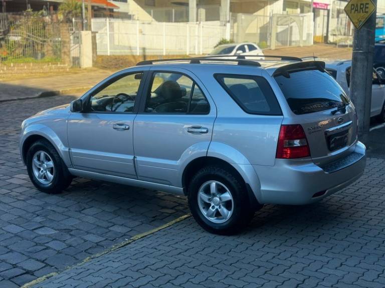 KIA MOTORS - SORENTO - 2009/2009 - Prata - R$ 50.900,00