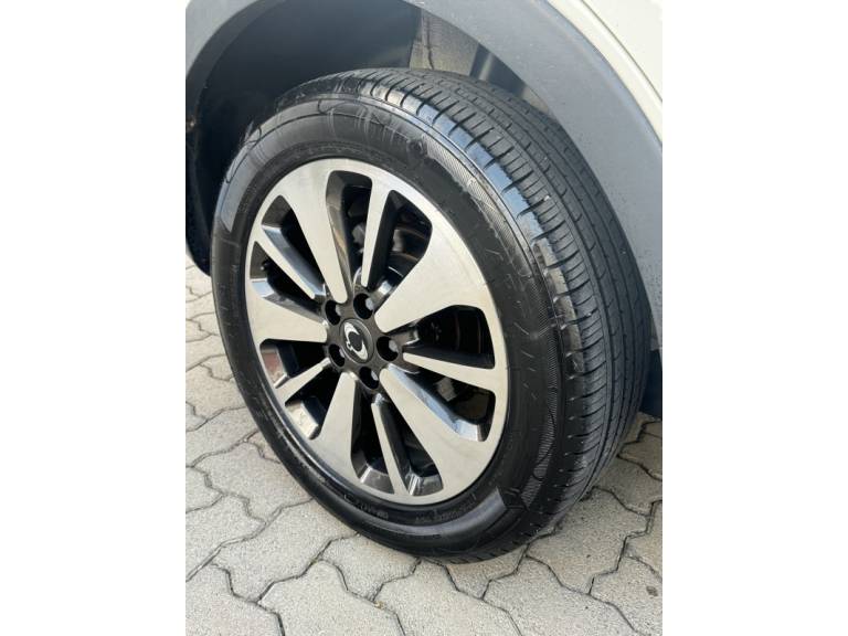 SSANGYONG - KORANDO - 2015/2015 - Branca - R$ 65.000,00