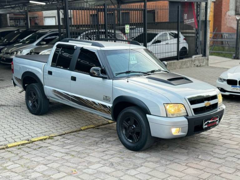 CHEVROLET - S10 - 2010/2010 - Prata - R$ 62.900,00