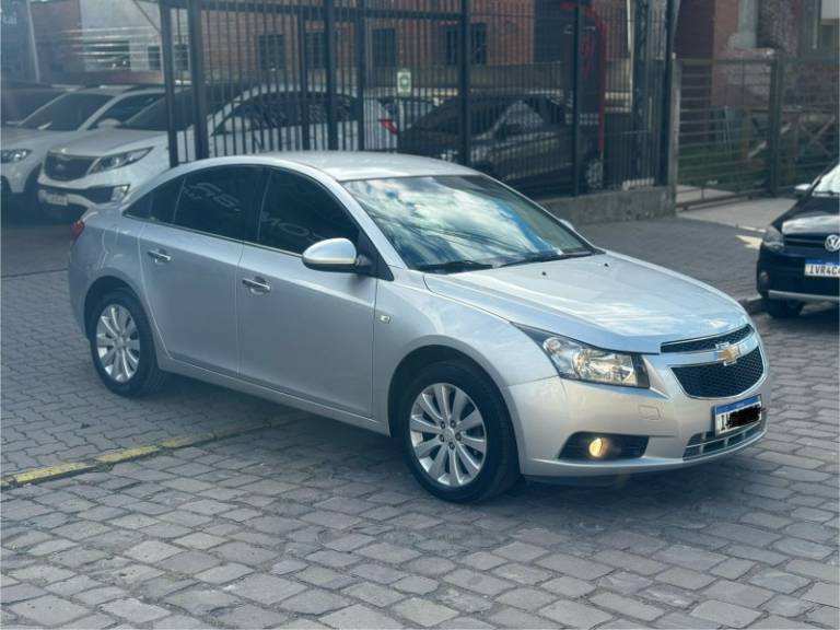 CHEVROLET - CRUZE - 2014/2014 - Prata - R$ 61.900,00