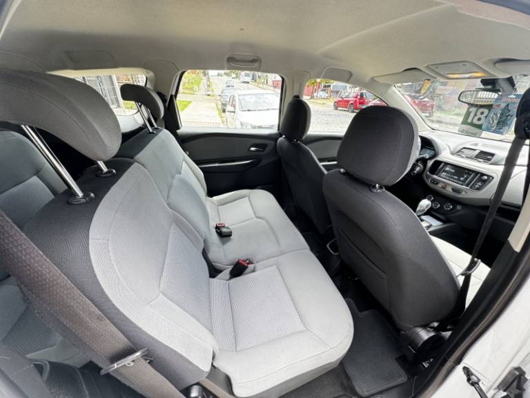 CHEVROLET - SPIN - 2018/2018 - Branca - R$ 67.900,00