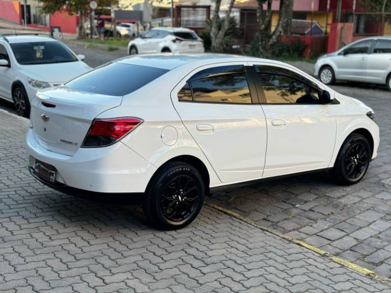 CHEVROLET - PRISMA - 2013/2013 - Branca - R$ 46.900,00