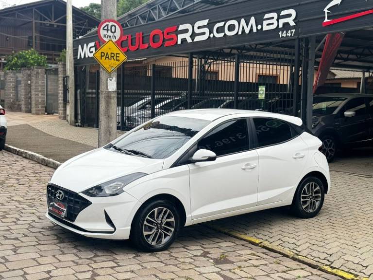 HYUNDAI - HB20 - 2021/2021 - Branca - R$ 71.900,00