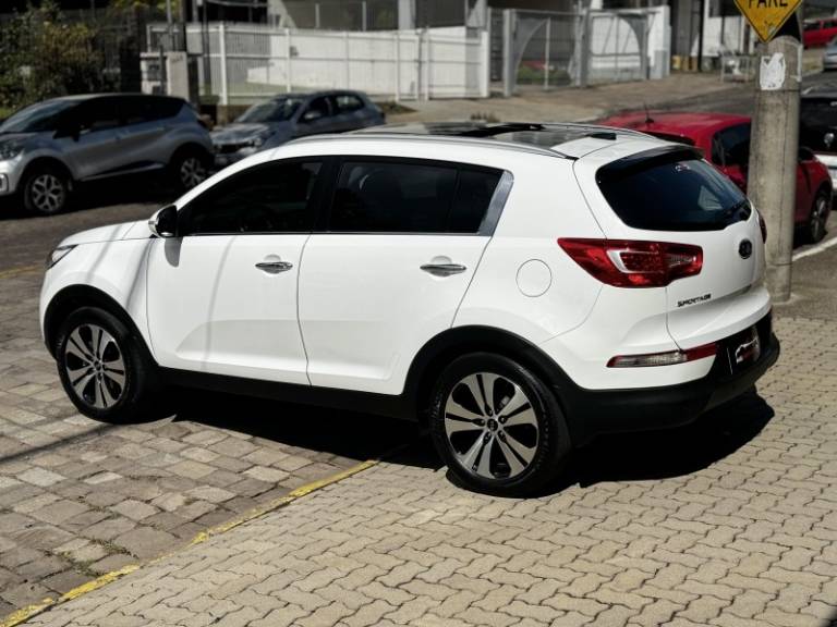 KIA MOTORS - SPORTAGE - 2013/2013 - Branca - R$ 78.900,00