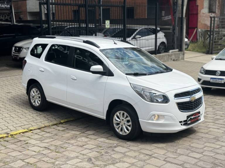 CHEVROLET - SPIN - 2018/2018 - Branca - R$ 67.900,00