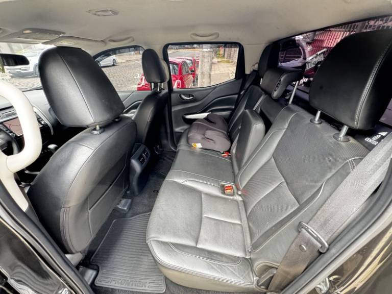 NISSAN - FRONTIER - 2020/2020 - Preta - R$ 155.900,00
