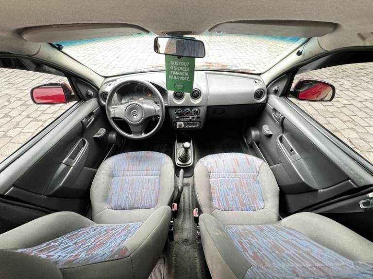 CHEVROLET - CELTA - 2009/2009 - Vermelha - R$ 25.900,00
