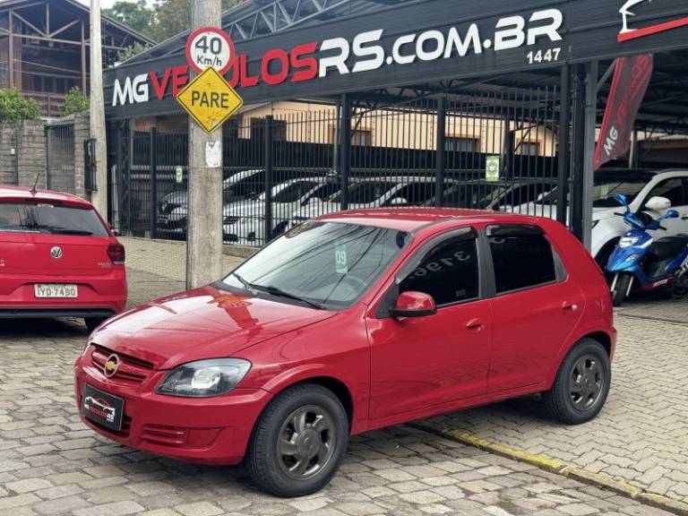 CHEVROLET - CELTA - 2009/2009 - Vermelha - R$ 25.900,00
