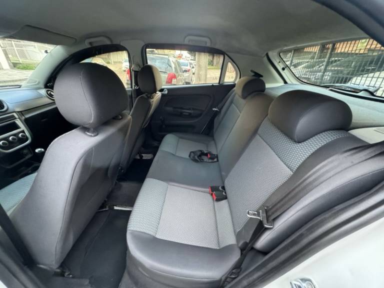 VOLKSWAGEN - GOL - 2013/2013 - Branca - R$ 30.900,00