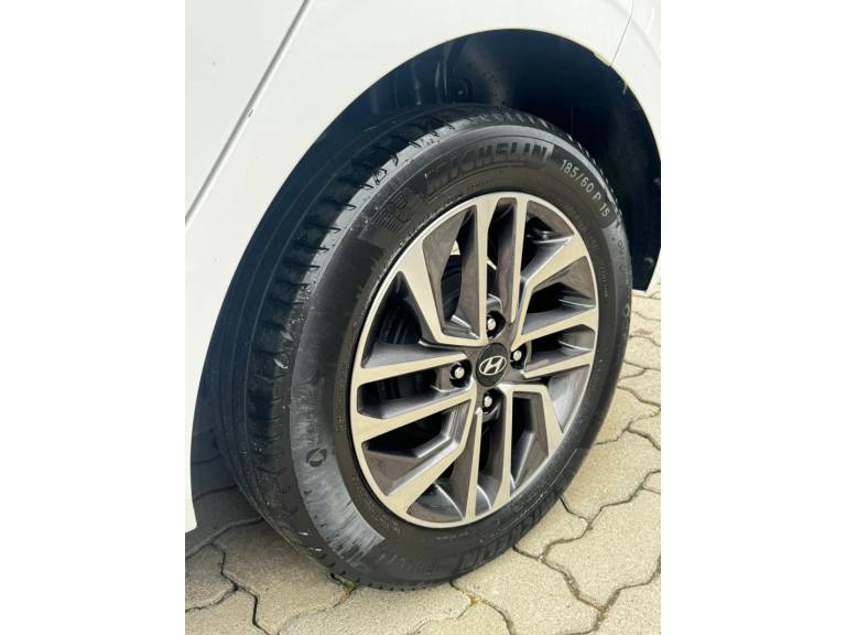 HYUNDAI - HB20 - 2021/2021 - Branca - R$ 71.900,00