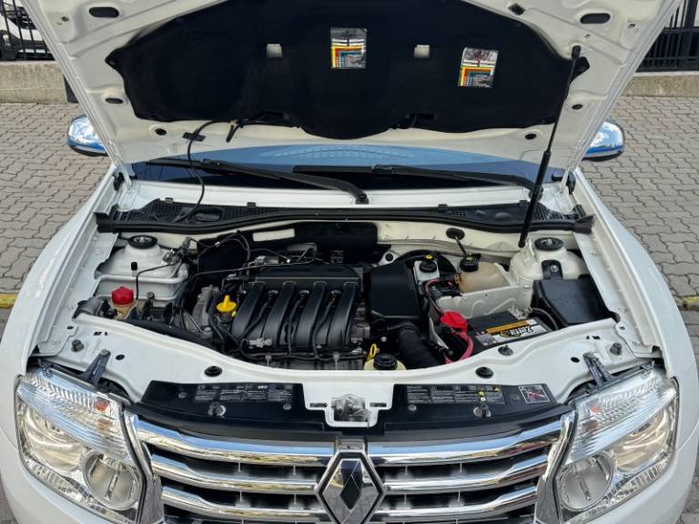 RENAULT - DUSTER - 2015/2015 - Branca - R$ 54.900,00