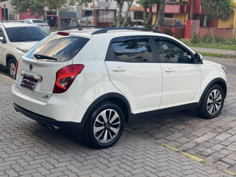 SSANGYONG - KORANDO - 2015/2015 - Branca - R$ 65.000,00