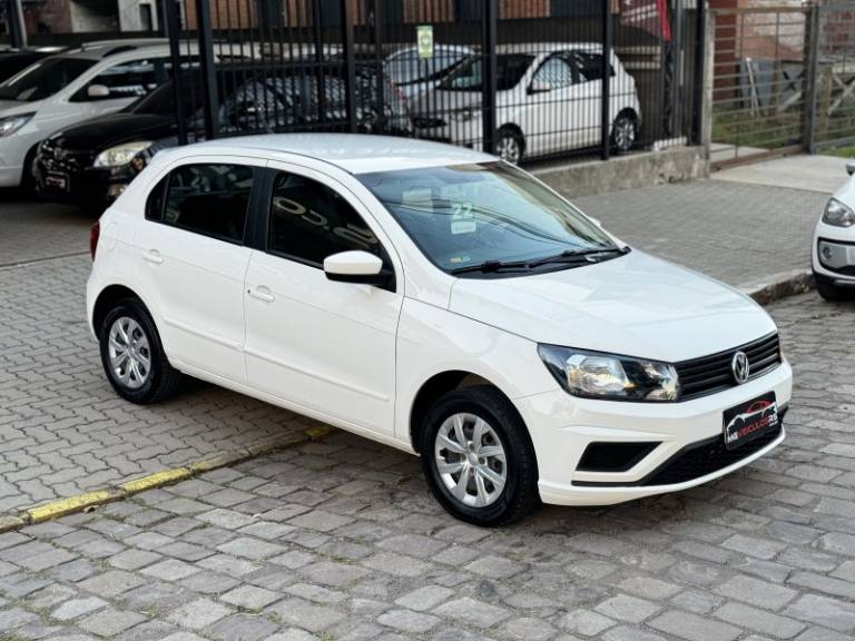 VOLKSWAGEN - GOL - 2022/2022 - Branca - R$ 53.500,00