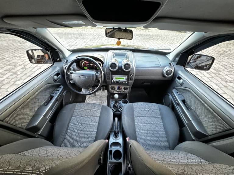FORD - ECOSPORT - 2012/2012 - Preta - R$ 44.900,00
