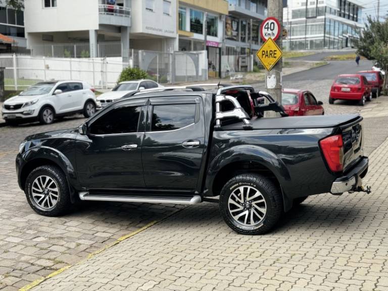 NISSAN - FRONTIER - 2020/2020 - Preta - R$ 155.900,00