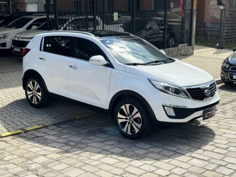 KIA MOTORS - SPORTAGE - 2013/2013 - Branca - R$ 78.900,00