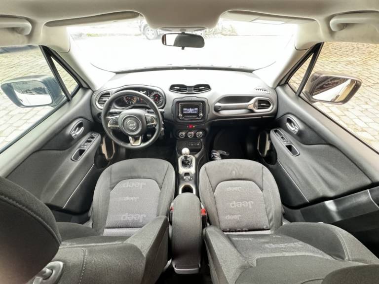 JEEP - RENEGADE - 2016/2016 - Branca - R$ 64.900,00