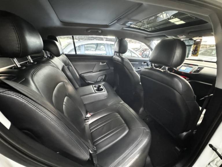 KIA MOTORS - SPORTAGE - 2013/2013 - Branca - R$ 78.900,00