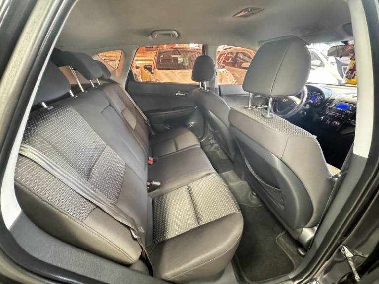 HYUNDAI - I30 - 2010/2010 - Preta - R$ 43.900,00