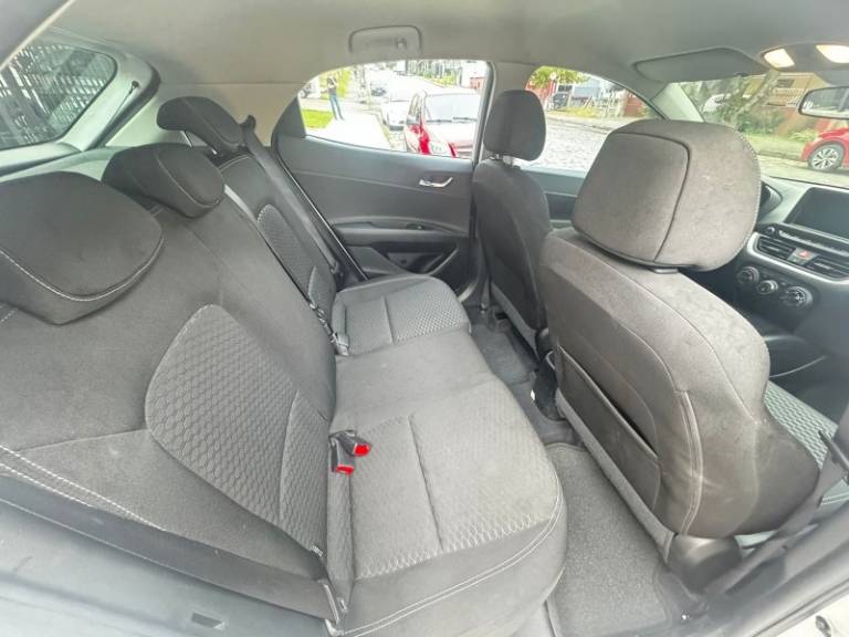 HYUNDAI - HB20 - 2021/2021 - Branca - R$ 71.900,00