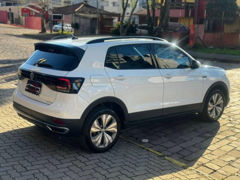 VOLKSWAGEN - T-CROSS - 2020/2020 - Branca - R$ 99.900,00