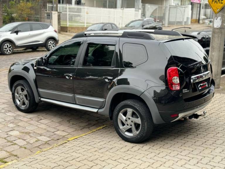 RENAULT - DUSTER - 2013/2013 - Preta - R$ 53.900,00