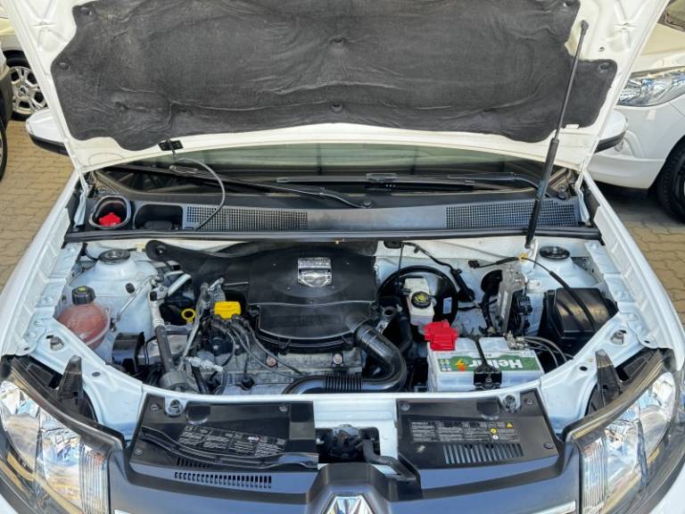 RENAULT - SANDERO - 2015/2015 - Branca - R$ 44.900,00