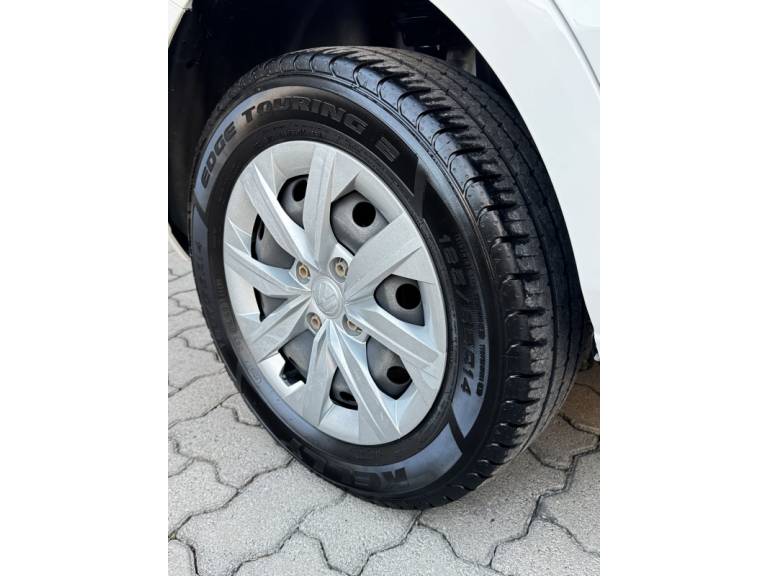 VOLKSWAGEN - GOL - 2022/2022 - Branca - R$ 53.500,00
