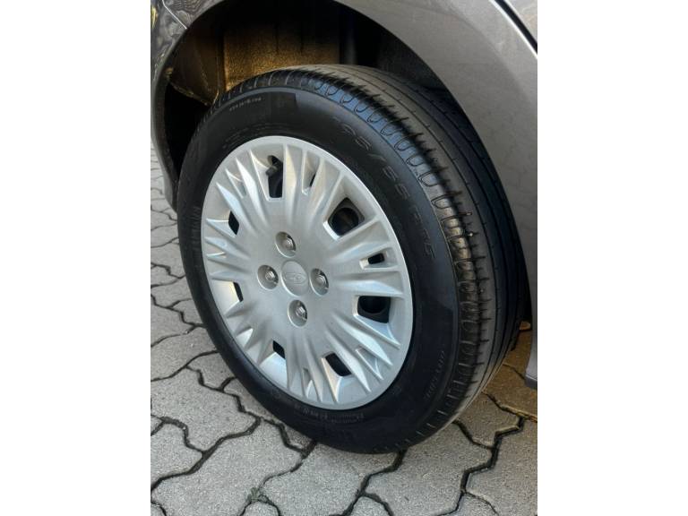 FORD - KA - 2020/2020 - Bronze - R$ 59.900,00