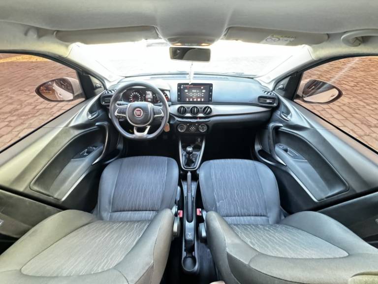 FIAT - ARGO - 2020/2020 - Branca - R$ 57.900,00
