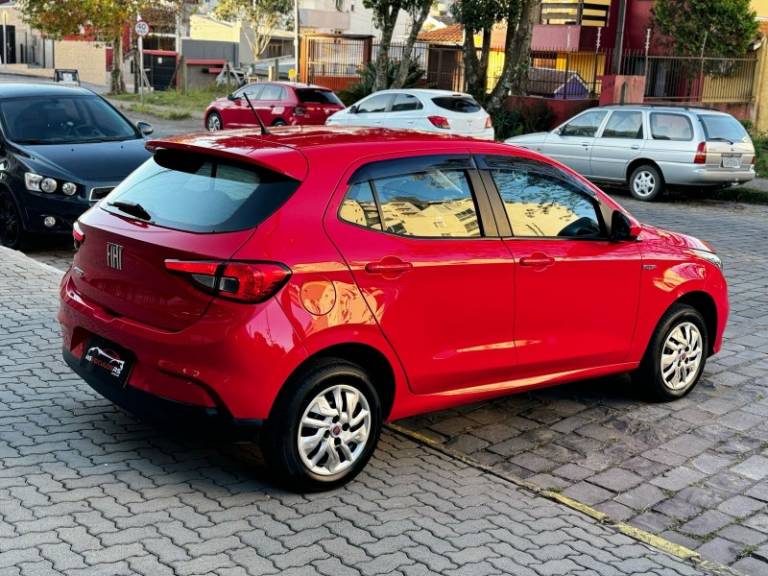 FIAT - ARGO - 2020/2020 - Vermelha - R$ 56.900,00