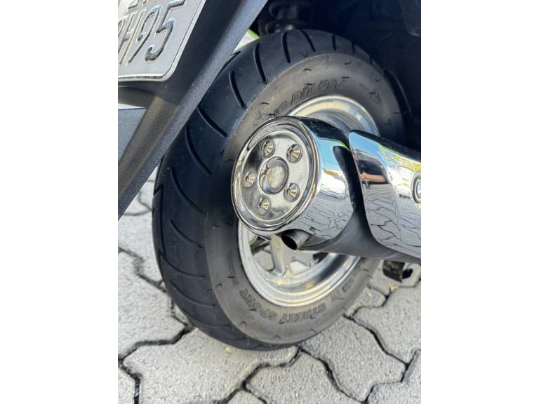 SUZUKI - AN125 BURGMAN - 2012/2012 - Azul - R$ 8.900,00