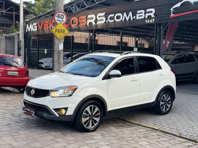 SSANGYONG - KORANDO - 2015/2015 - Branca - R$ 65.000,00