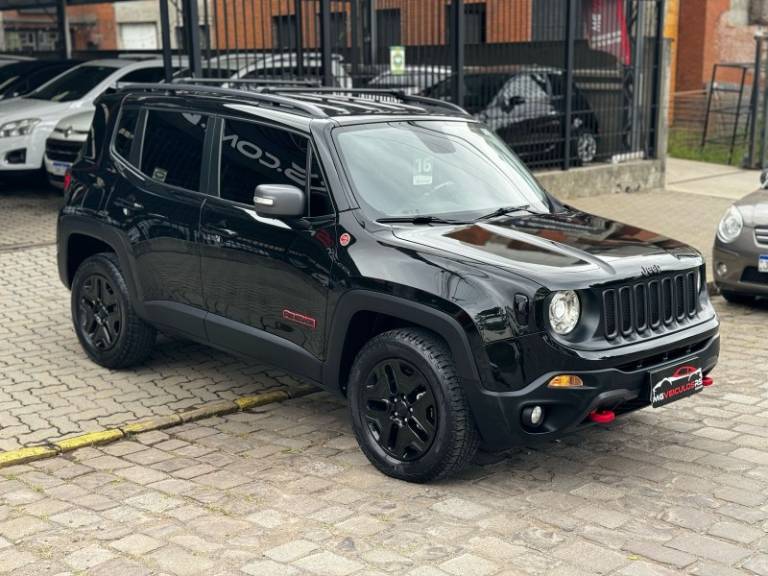 JEEP - RENEGADE - 2016/2016 - Preta - R$ 86.900,00