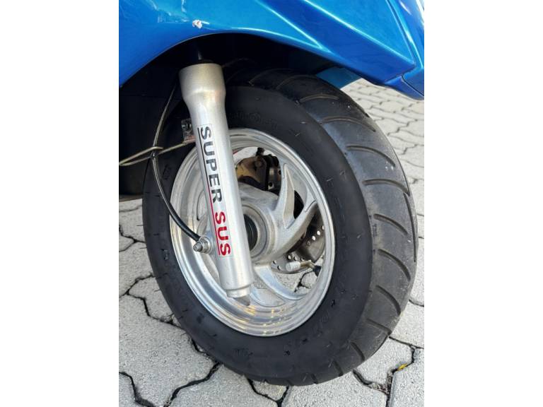 SUZUKI - AN125 BURGMAN - 2012/2012 - Azul - R$ 8.900,00