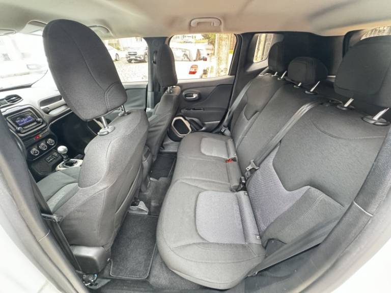 JEEP - RENEGADE - 2016/2016 - Branca - R$ 64.900,00