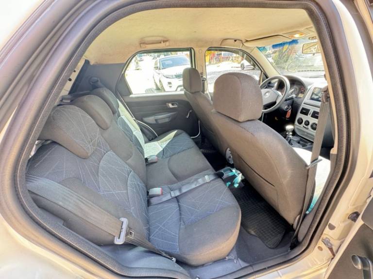 FIAT - PALIO - 2010/2010 - Branca - R$ 34.900,00