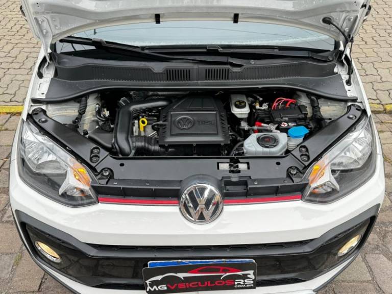 VOLKSWAGEN - UP - 2020/2020 - Branca - R$ 69.900,00
