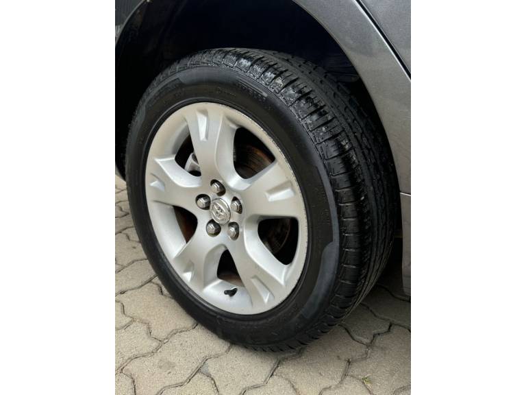 TOYOTA - COROLLA - 2009/2010 - Cinza - R$ 54.900,00