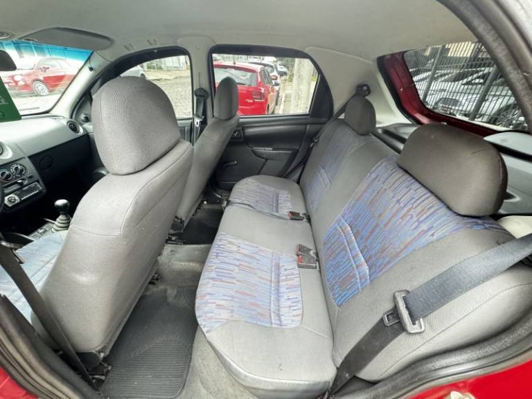 CHEVROLET - CELTA - 2009/2009 - Vermelha - R$ 25.900,00