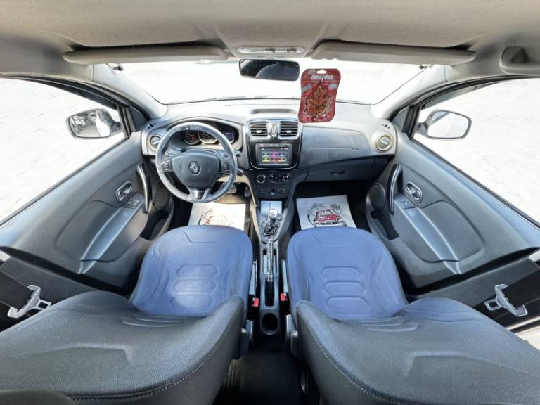 RENAULT - SANDERO - 2015/2015 - Branca - R$ 44.900,00