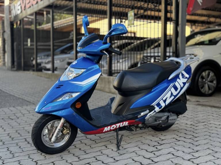 SUZUKI - AN125 BURGMAN - 2012/2012 - Azul - R$ 8.900,00