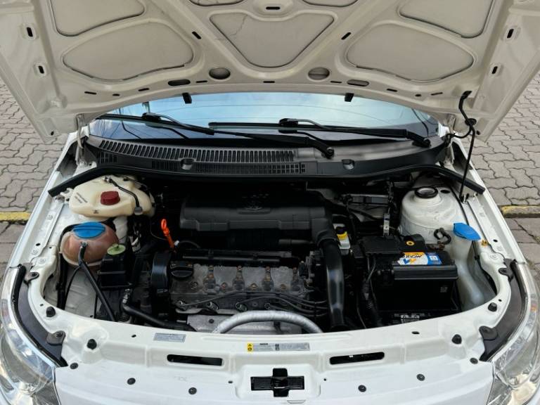 VOLKSWAGEN - GOL - 2013/2013 - Branca - R$ 30.900,00